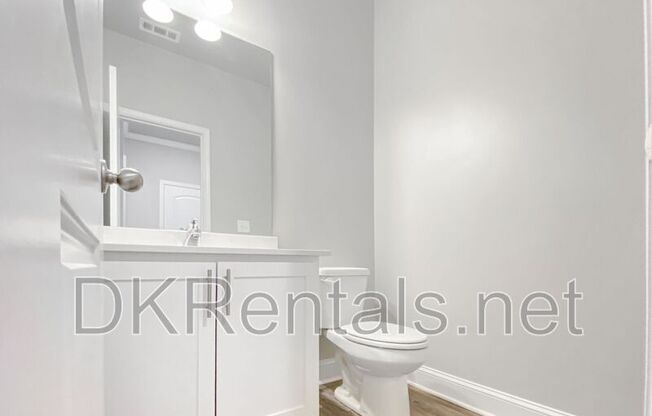 1466 FERN RDG LN