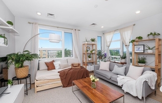 1 bed, 1 bath, 683 sqft, $2,900, Unit 402