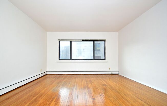 1 bed, 1 bath, 425 sqft, $905, Unit 2 - 06