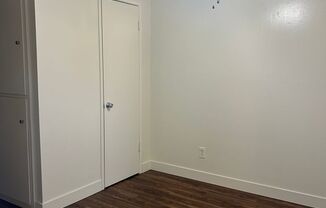 2 beds, 1 bath, 888 sqft, $1,825