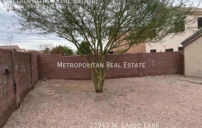 3 beds, 2 baths, 1,298 sqft, $1,695