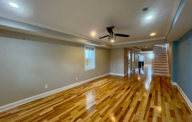 Charming 3 Bedroom/2.5 Bathroom Duplex in Hampden!