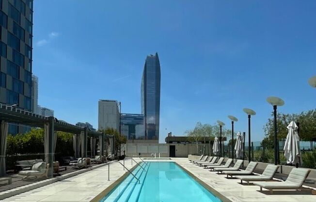 2 beds, 2.5 baths, 1,720 sqft, $5,500, Unit 2406