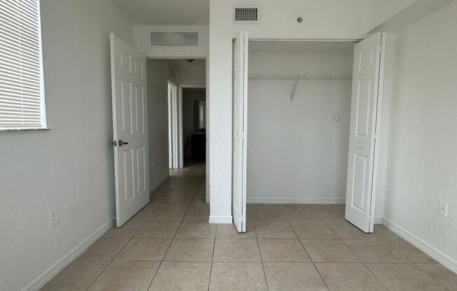 3 beds, 2 baths, 1,079 sqft, $3,200, Unit 13780-301