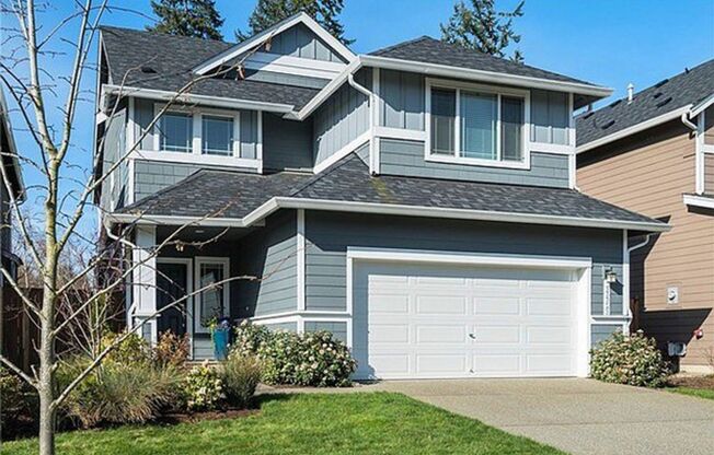 Exquisitely Beautiful Home with 3 bed and 2.5 Bath