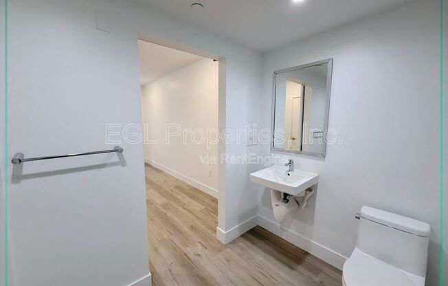 1 bed, 1 bath, 607 sqft, $2,350, Unit 602