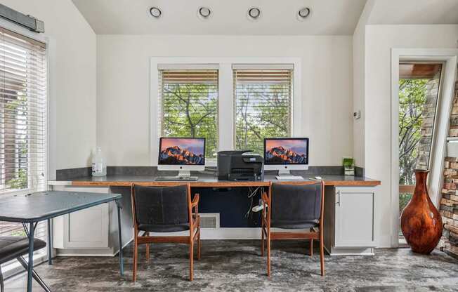 Business Center at Glen at Lakewood, Colorado
