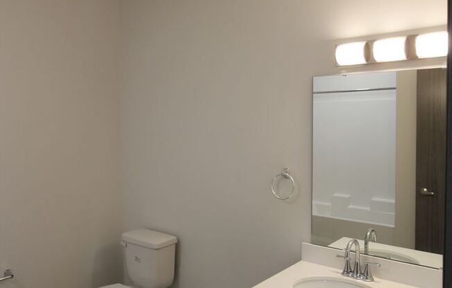 1 bed, 1 bath, 700 sqft, $1,295, Unit Unit 301