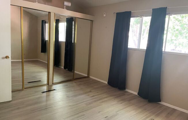 3 Bedroom Home Close to UNR