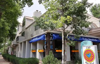 524 W. Laurel St