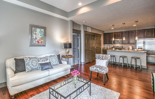 2 beds, 2 baths, 894 sqft, $1,595, Unit A - 1010 Unit 307 - B1146 All Hardwood Floors Throughout