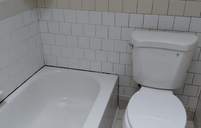 28 N KRESSON ST