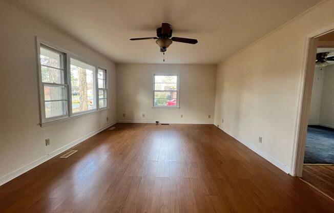 3 beds, 1 bath, $1,200
