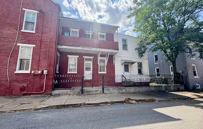 551 W Philadelphia Street