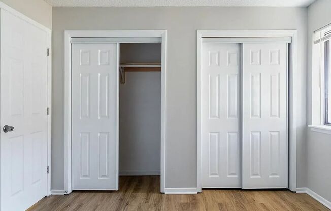 Hillsdale Apartments