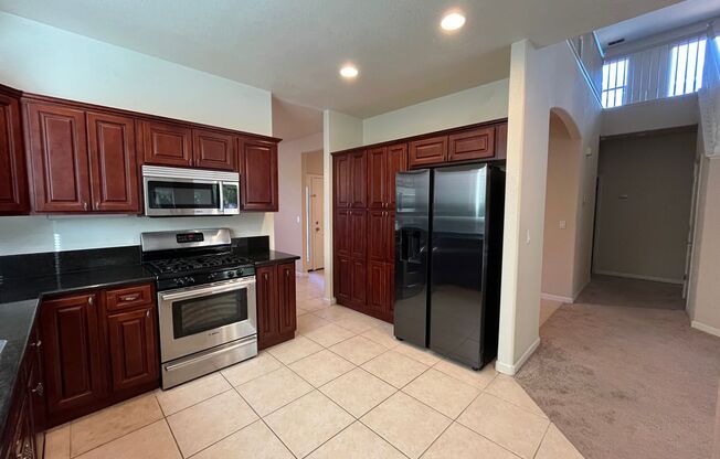 3 beds, 2.5 baths, $2,595