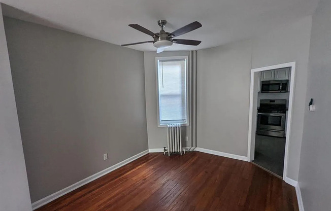 Bright & Spacious 3-Bedroom Home in the Heart of Port Richmond — Accepting ALL PHA voucher holders