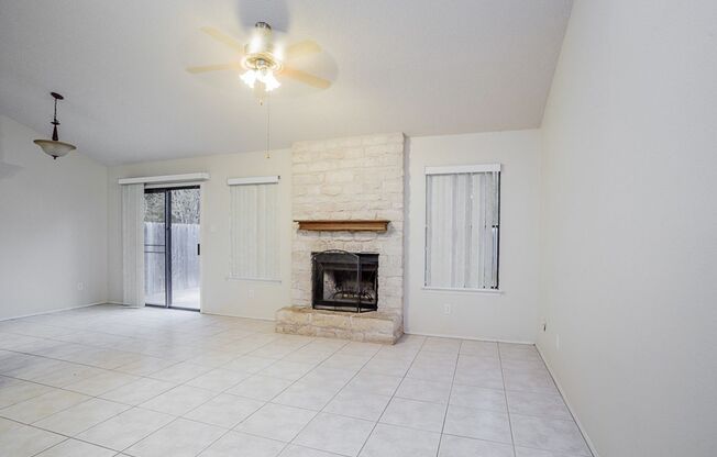 Spacious 3-Bedroom Single Family Home in South Austin! Available mid-June!