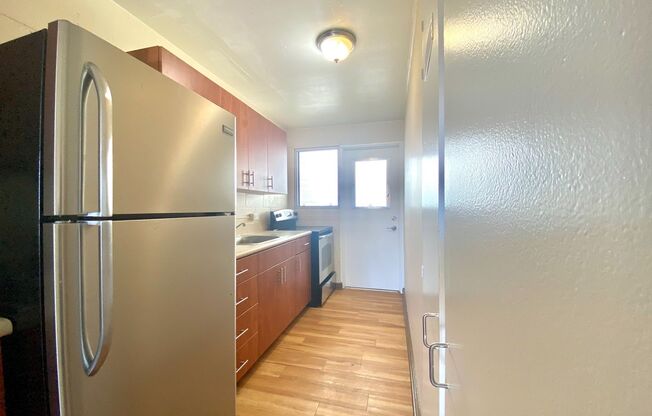 2 beds, 1 bath, 570 sqft, $1,845, Unit Unit #A06
