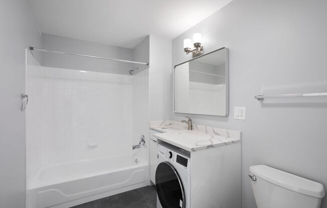 Studio, 1 bath, 412 sqft, $1,550, Unit 204