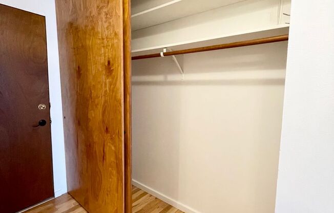 Studio, 1 bath, 464 sqft, $1,475, Unit 402