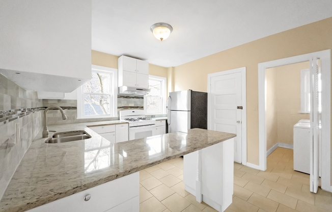 24 MONTVALE ST