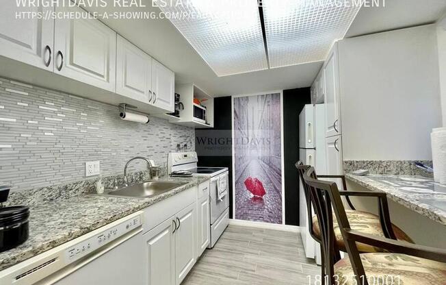 6342 NEWTOWN CIR