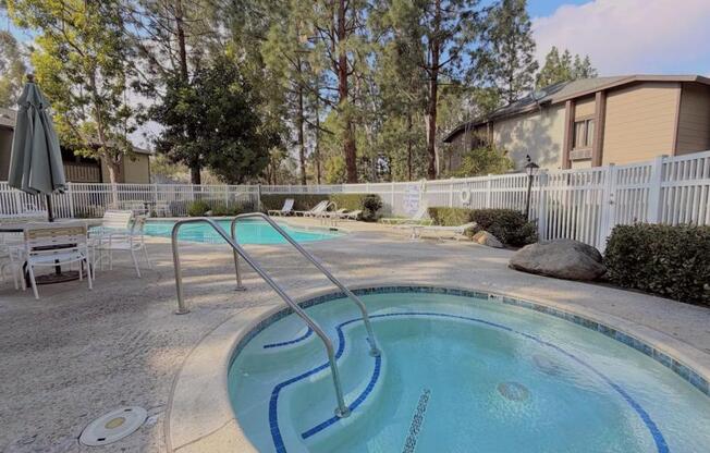 1 bed, 1 bath, 710 sqft, $2,400