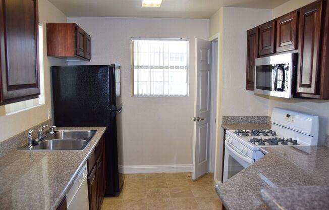 2 beds, 2 baths, $1,375, Unit # 273