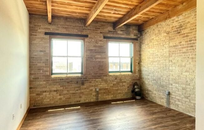 Historic Fifth Ward Lofts