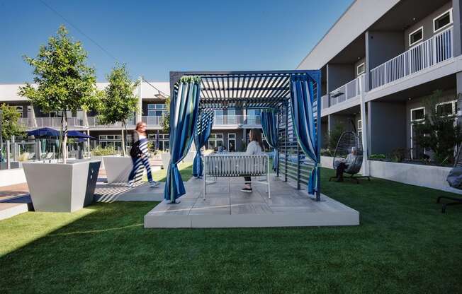 Courtyard at 20 Midtown Birmingham, AL 35233