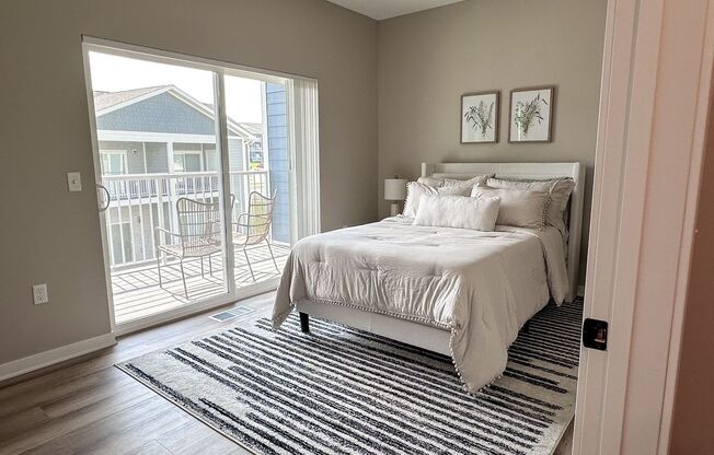 1 bed, 1.5 baths, 1,178 sqft, $2,199, Unit 4320-1