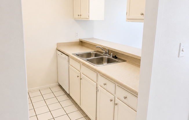 1 bed, 1 bath, 600 sqft, $1,239, Unit WWK-208