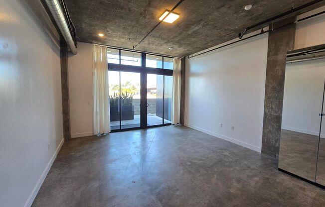 Studio, 1 bath, 500 sqft, $2,295, Unit 08