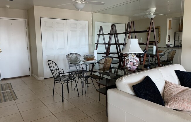 1 bed, 2 baths, 1,033 sqft, $2,900, Unit 9D