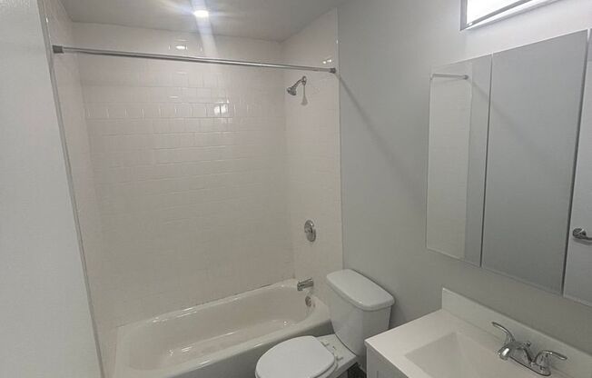 1 bed, 1 bath, 653 sqft, $2,125, Unit 205A