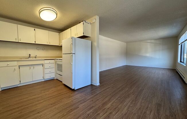 1 bed, 1 bath, 600 sqft, $1,795, Unit 13