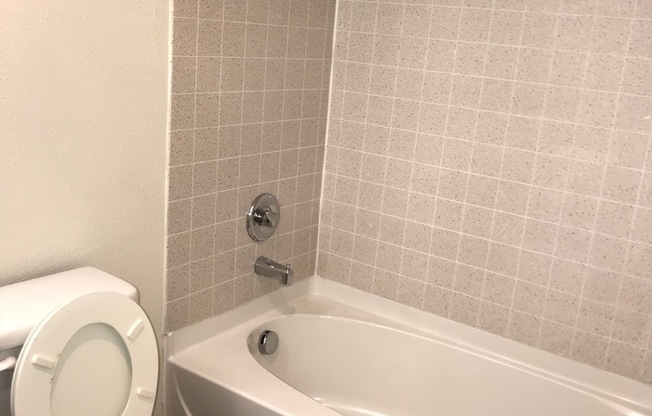 1 bed, 1 bath, 612 sqft, $1,449, Unit 12