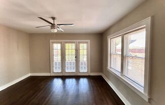 1 bed, 1 bath, $750, Unit 530 - #11