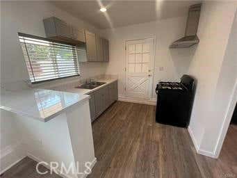 1 bed, 1 bath, 451 sqft, $2,250