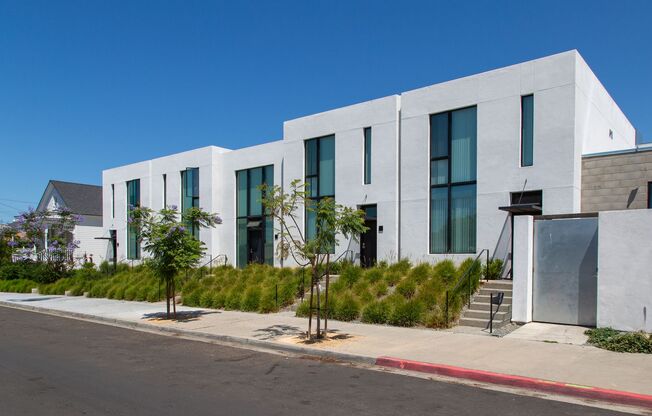 1 bed, 1 bath, 461 sqft, $1,995, Unit 203