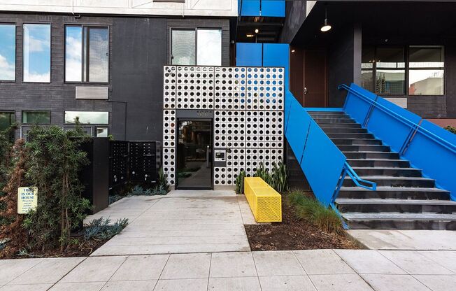 1 bed, 1 bath, 650 sqft, $2,375, Unit 607