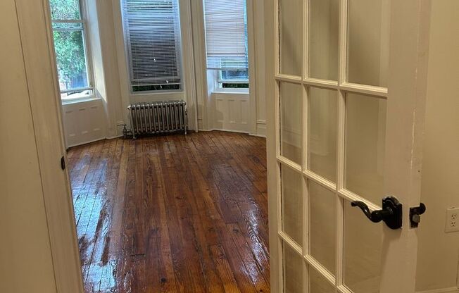 2 Bedroom Apartment in Brooklyn