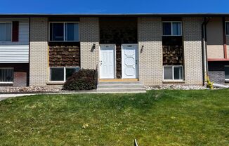1602 - 1616 S Von Elm