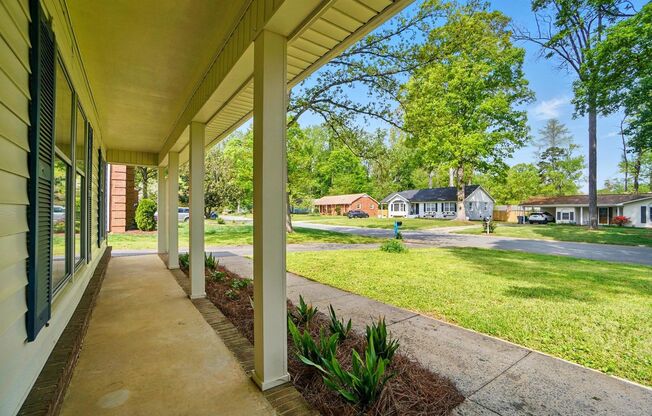 Ready to Move In and in Excellent Condition!