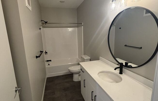 2 beds, 2 baths, 1,168 sqft, $1,950, Unit 301