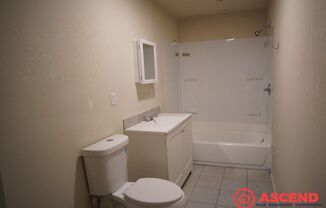 1 bed, 1 bath, 576 sqft, $1,100, Unit 1104 El Tejon Ave #B