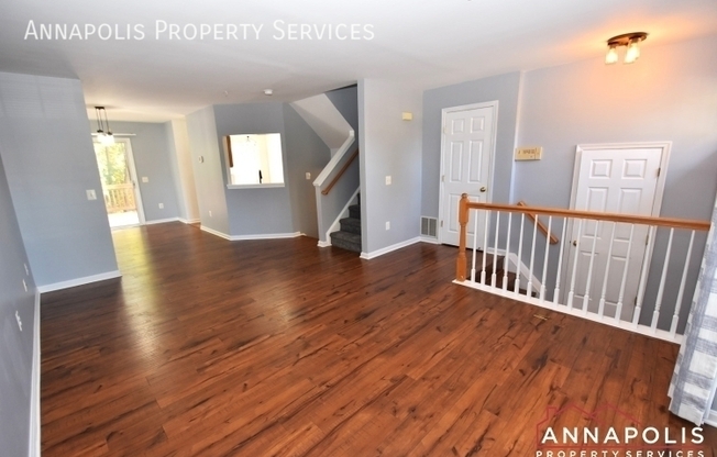 229 MILE RIV CT