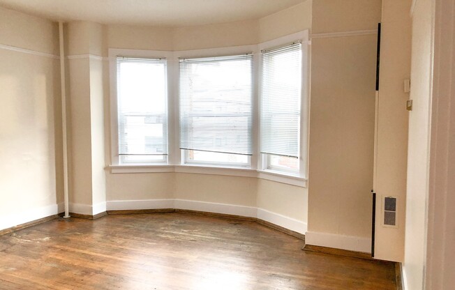 St Florence Apartments