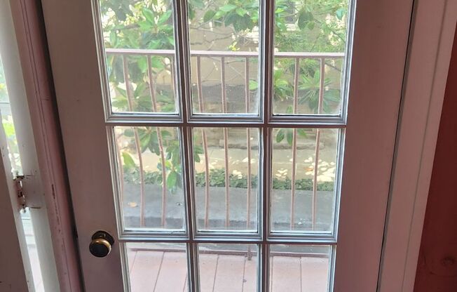 Studio, 1 bath, 150 sqft, $795, Unit 4
